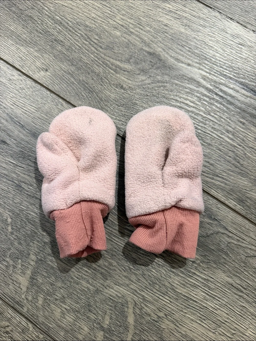 • Patagonia • Kids Light Pink Fleece Mittens Toddlers 2T-5T